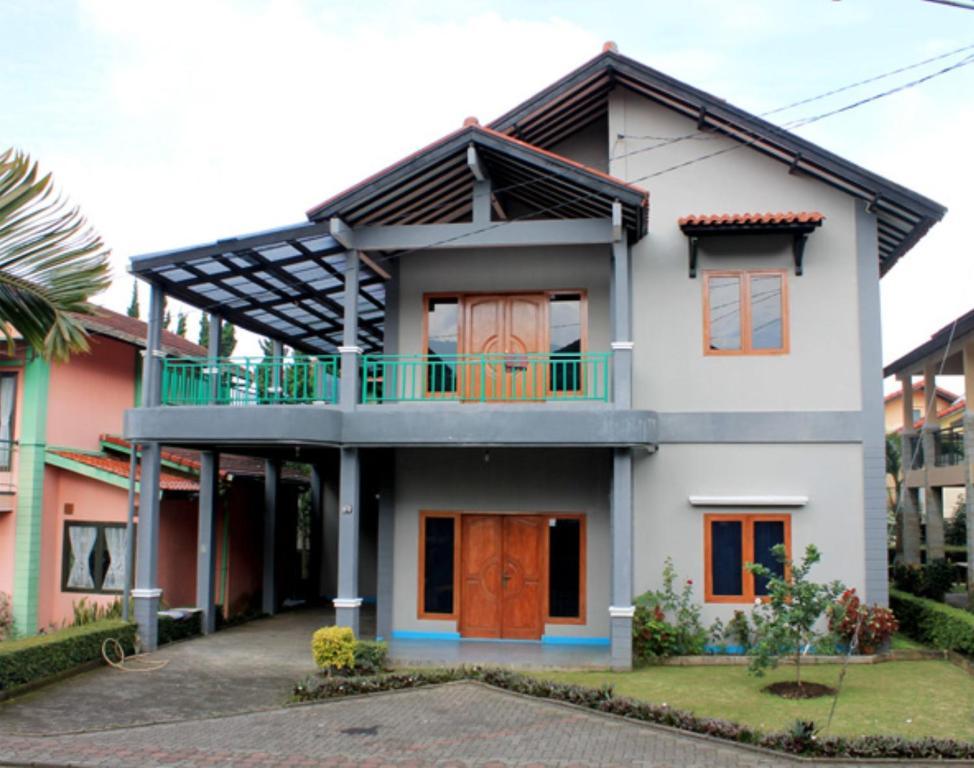 Villa Istana Bunga Lembang Room photo